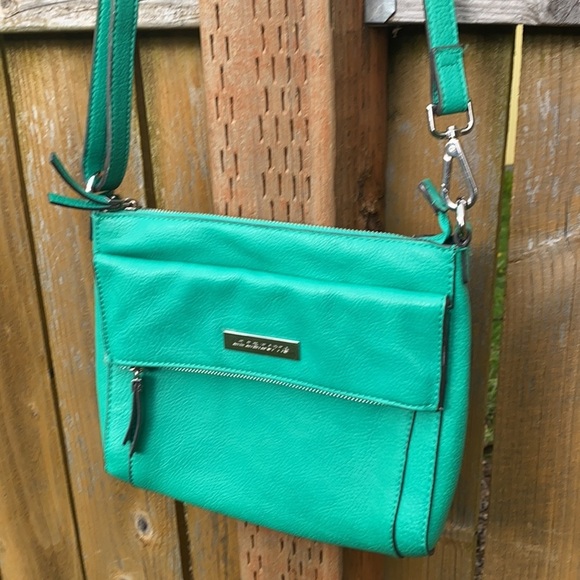 Liz Claiborne Aquamarine turquoise zippered purse, handbag, tote. - Picture 2 of 6